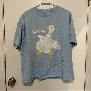 Wow, a goose on a shirt